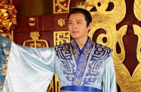 王伯当一生只“忠”于一人的是谁