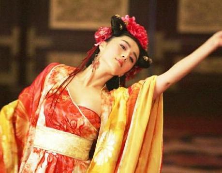 安史之乱中叛军为何要杀杨贵妃呢 杀她的原因是什么