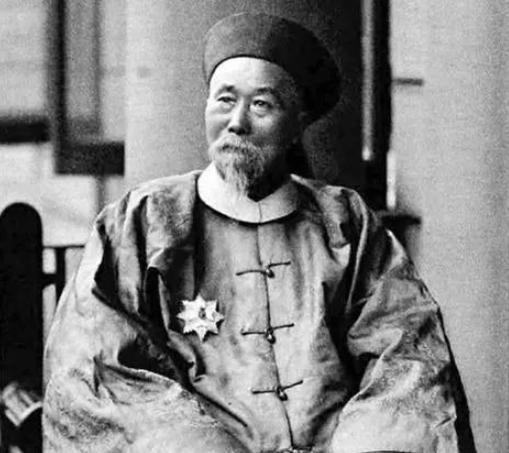 此人是清末权臣,比和珅聪明留丰富资产给后代