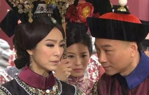 清宫太监“捞银子”手段多，一盆脏水赚100两，一根头发赚200两