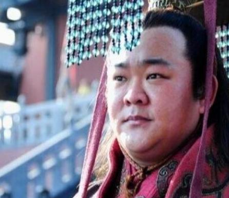 诸葛亮在城中上演空城计 难道司马懿看不出诸葛亮可能在故弄玄虚吗?