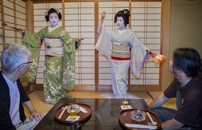 日本艺妓真实生活，卖艺不卖身到底是不是真的呢
