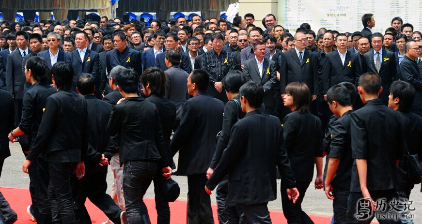 如此阵容！台黑帮大哥出殡两万帮派人士送行