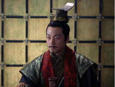 定陶王刘康为何会与皇位失之交臂?他去世后的西汉皇室经历了哪些巨变?</span>