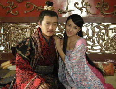 定陶王刘康为何会与皇位失之交臂?他去世后的西汉皇室经历了哪些巨变?</span>