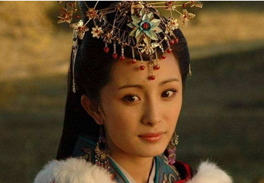历史上两位奇女子:一个嫁三位皇帝,一个生了三位皇帝</span>