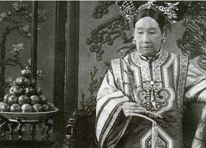 慈禧太后睡前一个习惯,让太监宫女操碎了心</span>