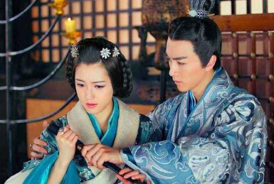 说王莽是穿越的,他实施的哪些政策能证明?</span>