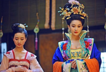 萧淑妃被武则天虐杀之死 萧淑妃是怎么败给武则天的</span>