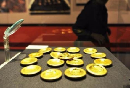 刘贺在位27天就被废黜了 刘贺墓葬为什么有那么多的黄金</span>