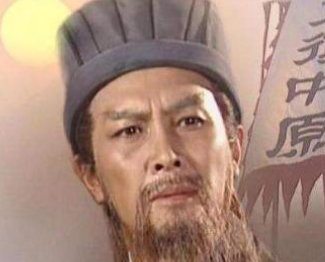 三国时期担任过蜀汉前军师的分别是哪些人？是什么官职？</span>
                      