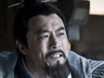 鸿门宴中项伯百般保护刘邦，到底是出于什么目的？</span>
                      