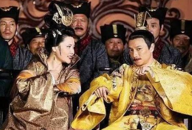韦皇后的起点比武则天高，为什么他没能成为第二个女皇？</span>
                      