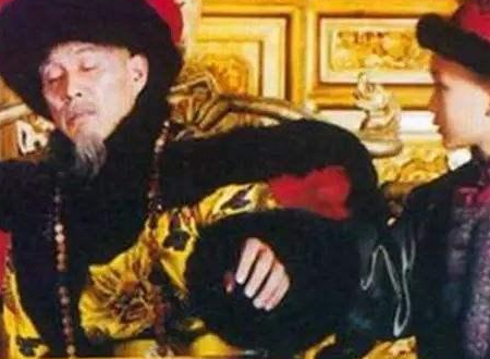 康熙皇帝生前两度废立太子 他到底做错了什么事情</span>
                      