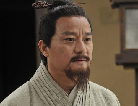 秦昭襄王60岁才开始掌权 其中谁的功劳最大</span>