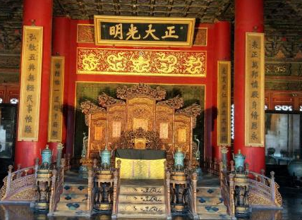 康熙的孙子那么多 康熙最喜欢的孙子是乾隆吗</span>