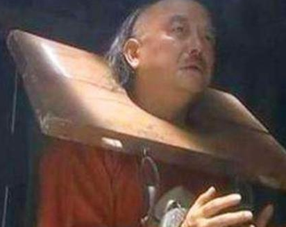 嘉庆上位后就马上处死和珅 嘉庆到底忍了和珅多久时间</span>