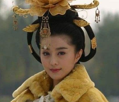 杨玉环作为李隆基的儿媳 杨玉环是怎么吸引李隆基的</span>