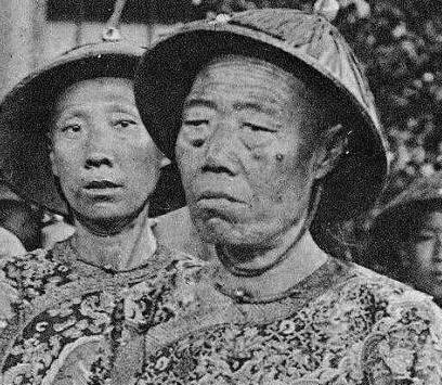 李莲英和慈禧之间到底是什么关系 慈禧为何对李莲英如此宠爱</span>