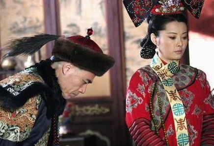 李莲英和慈禧之间到底是什么关系 慈禧为何对李莲英如此宠爱</span>