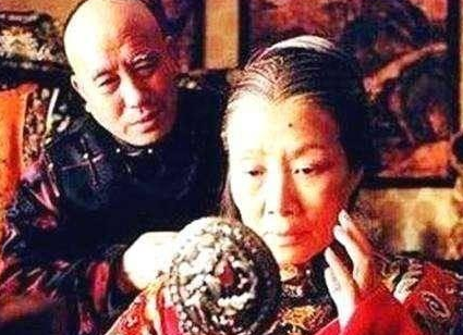 李莲英和慈禧之间到底是什么关系 慈禧为何对李莲英如此宠爱</span>