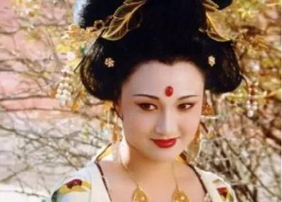 杨贵妃集三千宠爱于一身 杨贵妃为什么不能生育</span>
                      